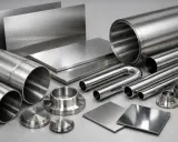 Lastre, tubi e raccordi in acciaio inox 316, pronti per ogni applicazione industriale.