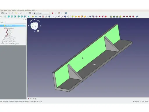 Modello 3D di una staffa metallica in formato file dwg, con pannello verde e rinforzi grigi.