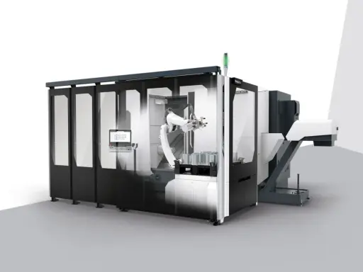 Sistema automatizzato DMG MORI con braccio robotico per la lavorazione di pezzi.